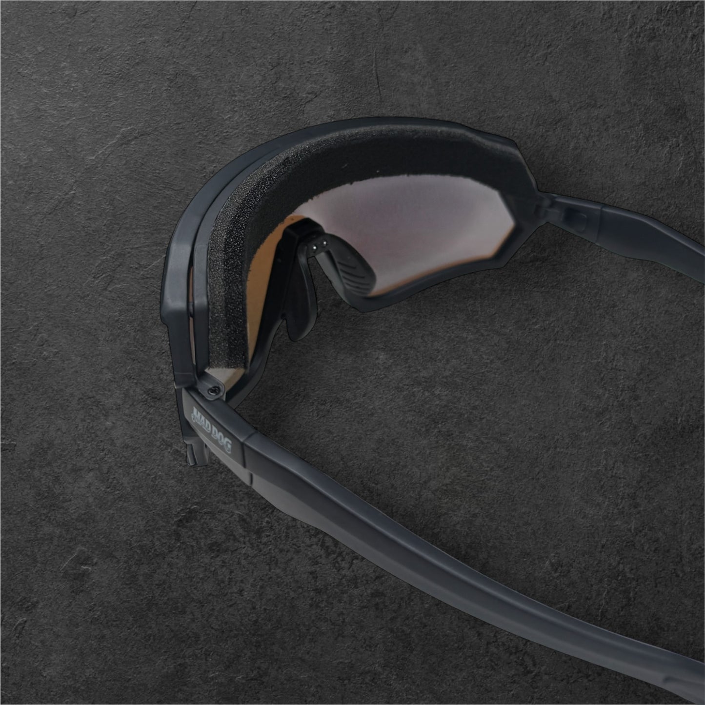 sunnies/goggles