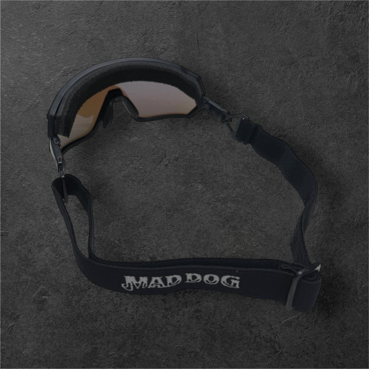 sunnies/goggles