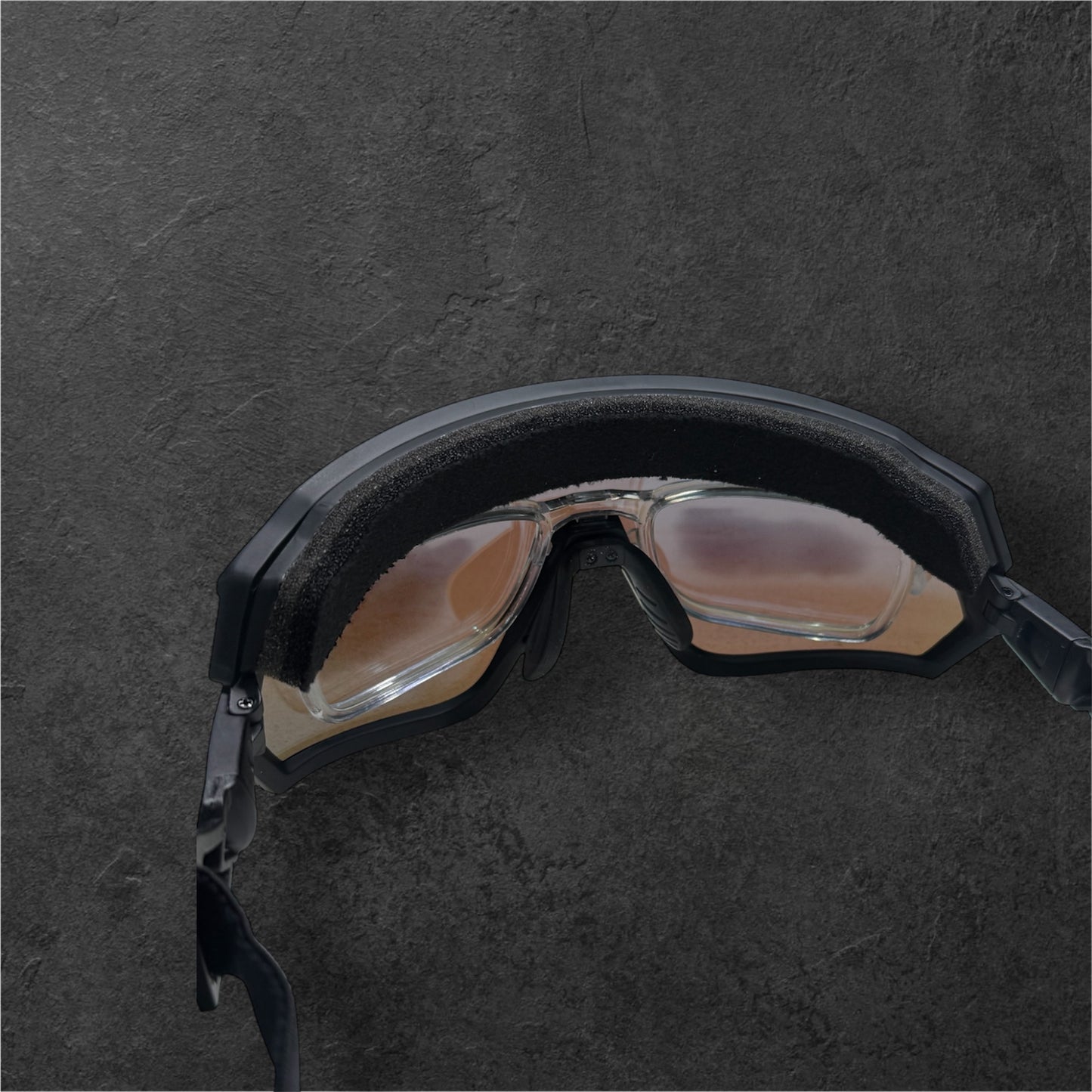 sunnies/goggles