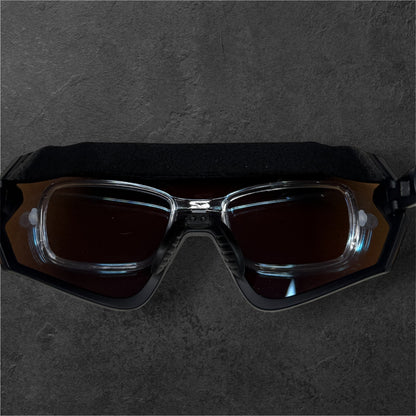 sunnies/goggles